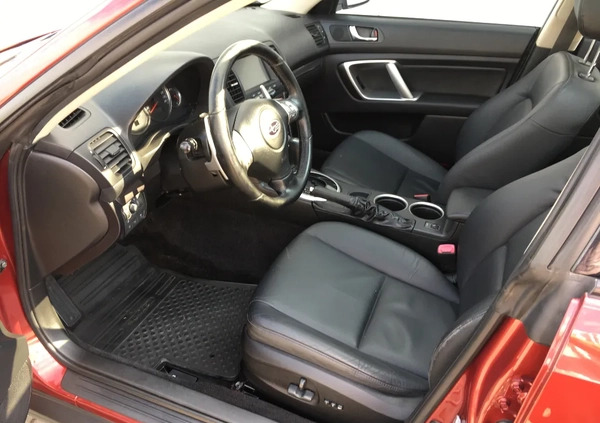Subaru Outback cena 28900 przebieg: 270000, rok produkcji 2008 z Jastarnia małe 211